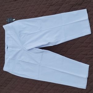 Zac & Rachel Woman Capri Pants Sz 24W